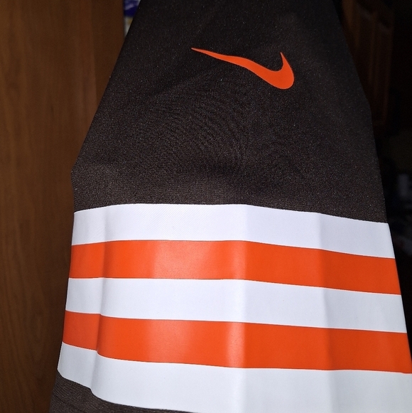 A Nike Official Cleveland Browns #6 Owusu-Koramoah Jersey In A Mens XXL. NWOT - Picture 4 of 8